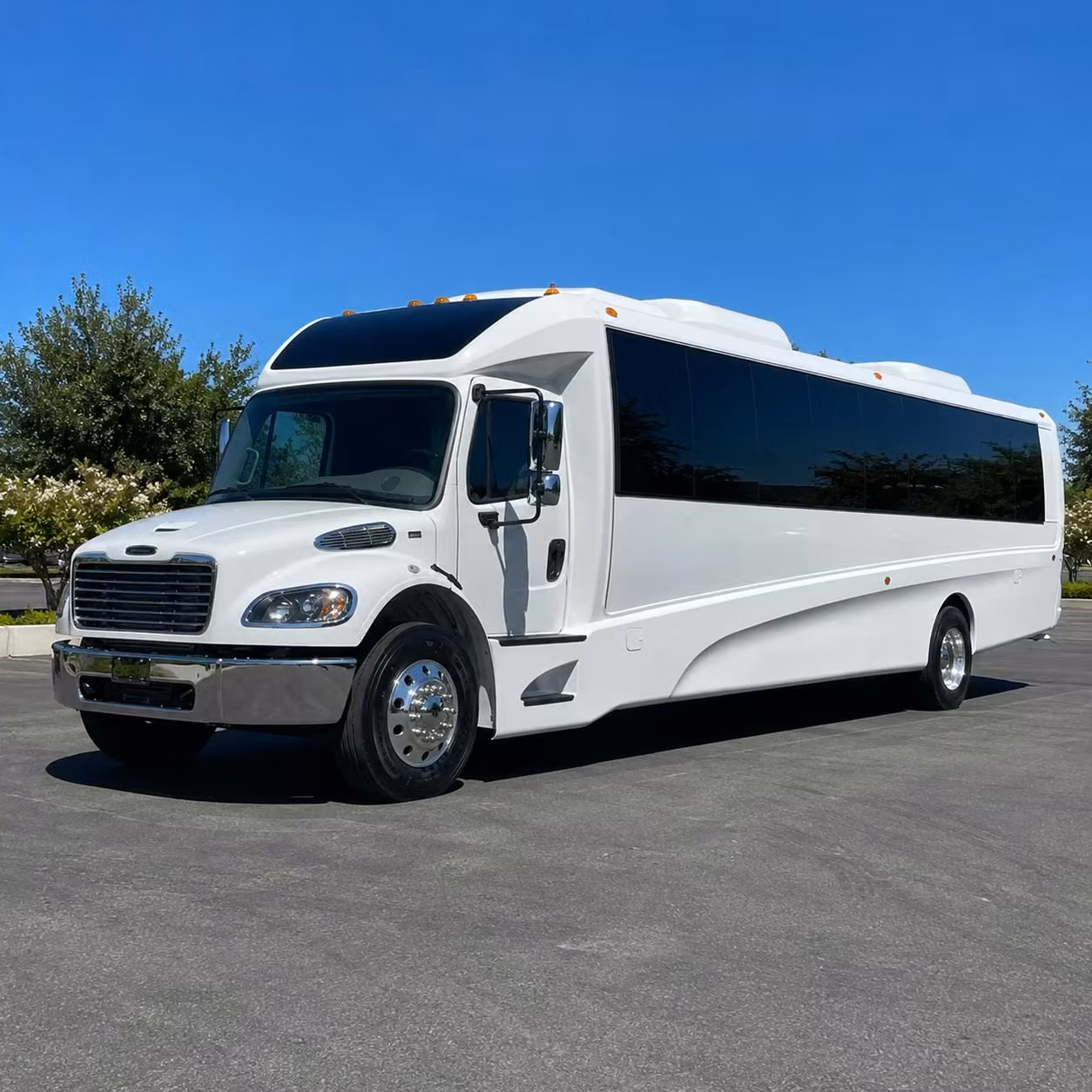 25 passenger minibus