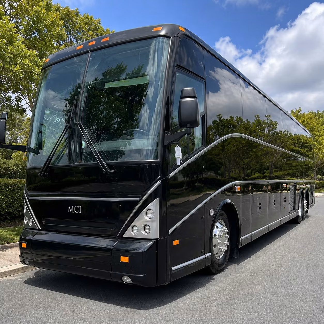 convention and conference shuttle buses for oxnard s growing business community