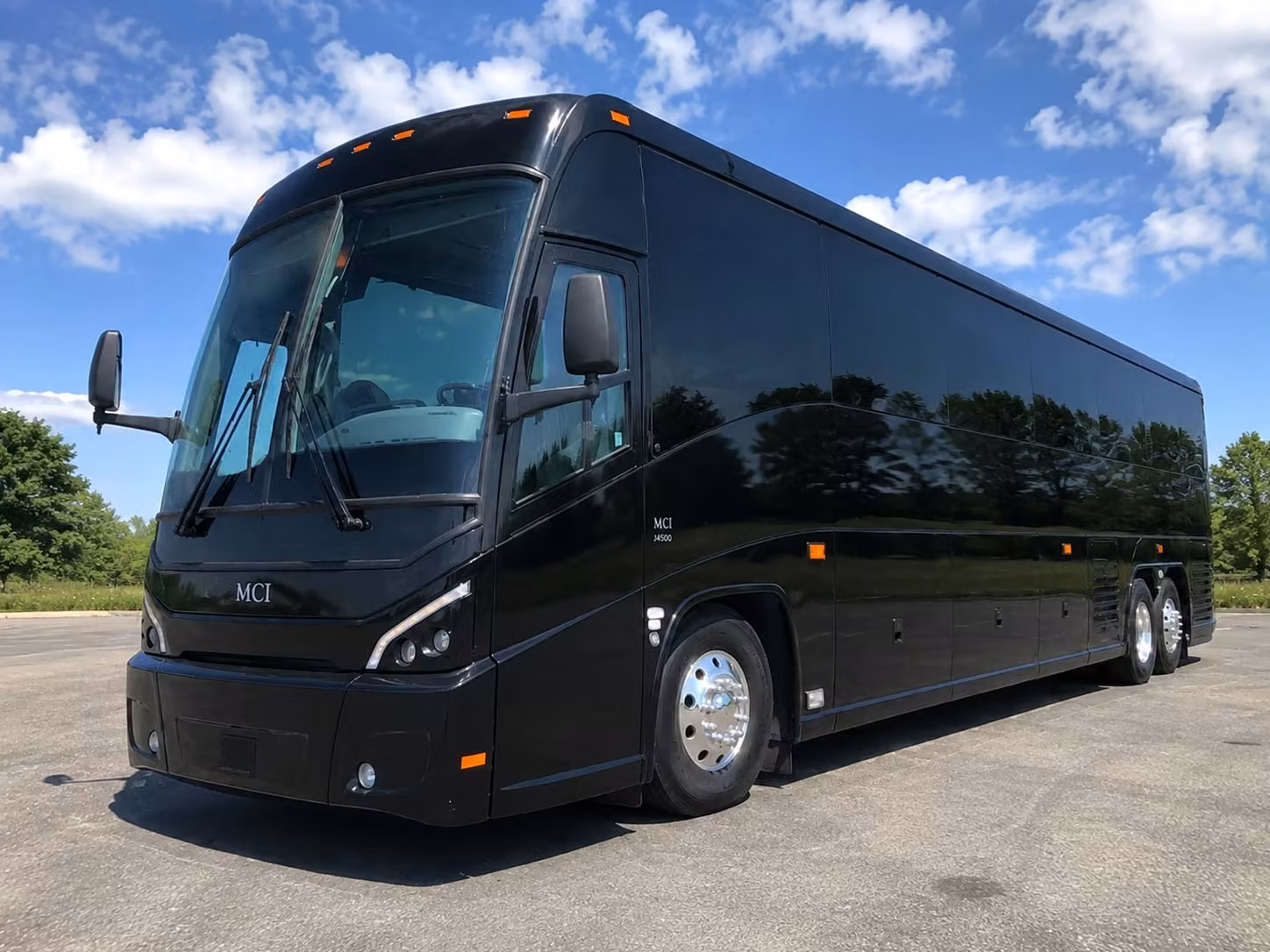 corporate event shuttle bus rentals in oxnard