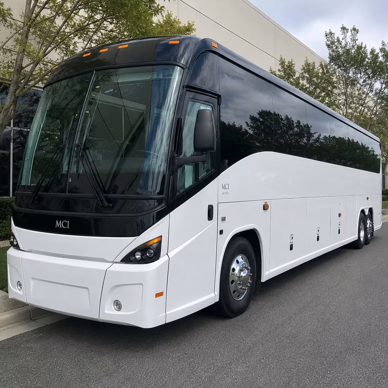 employee shuttles between oxnard and ventura county s major employment corridors