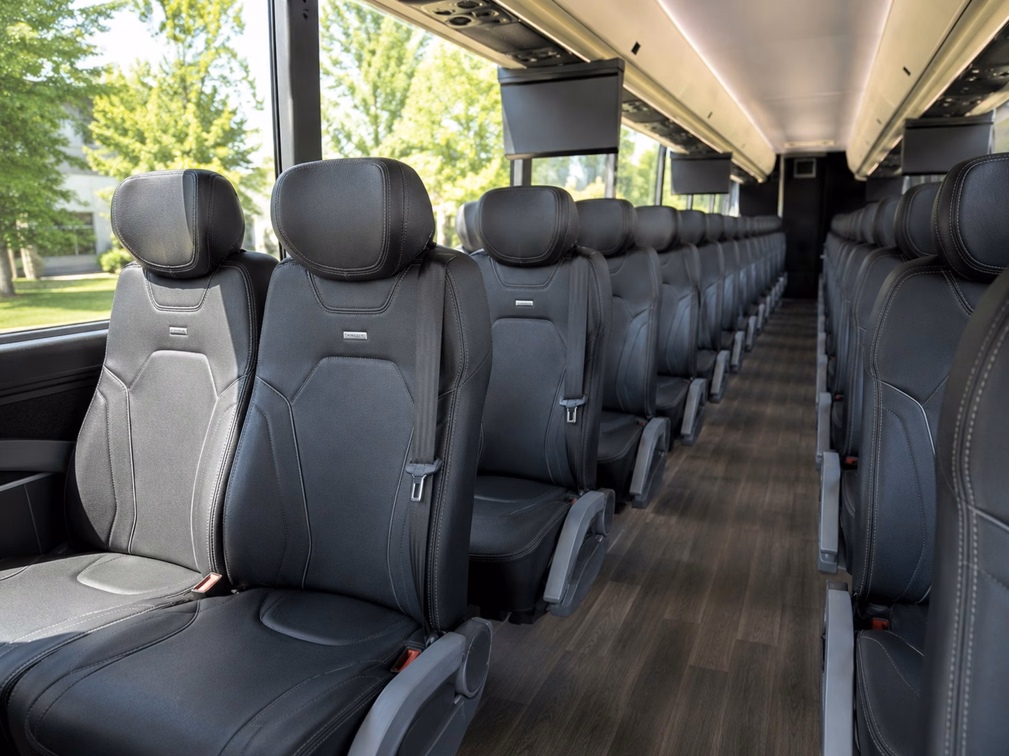 shuttle your wedding guests between oxnard hotels and your ceremony venue with ease